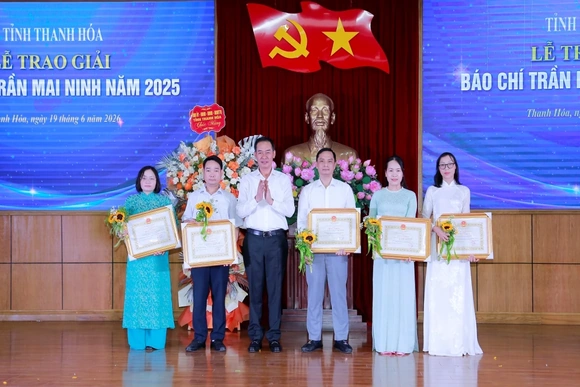 Tỉnh Thanh Hóa trao Giải Báo chí Trần Mai Ninh năm 2025