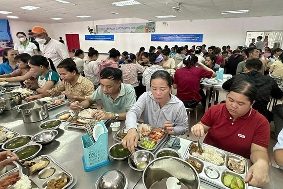 Công đoàn Công ty TNHH S&H Vina chăm lo đoàn viên,&nbsp;xây dựng quan hệ lao động hài hòa