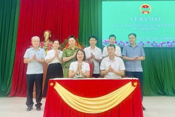 Ra mắt Câu  lạc bộ  “Nông dân với pháp luật” xã Thọ Long
