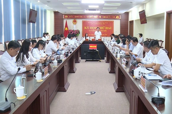 Thông qua phương án sắp xếp, sáp nhập các tổ dân phố trên địa bàn phường Hạc Thành&nbsp;