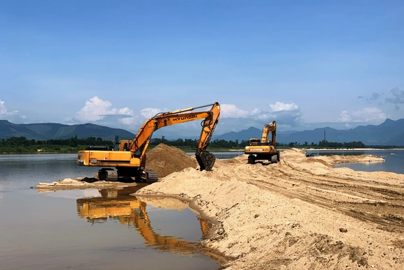 Phê duyệt 3 khu vực mỏ cát trên sông Mã không đấu giá quyền khai thác để phục vụ các công trình, dự án