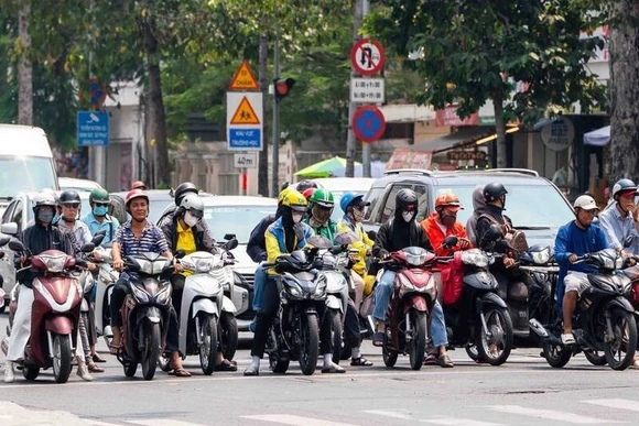 Nắng nóng ở Thanh Hóa chưa hạ nhiệt, có thể kéo dài đến hết ngày 30/6