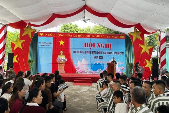 900 thân nhân phạm nhân tham dự ngày hội gia đình tại Trại giam Thanh Cẩm