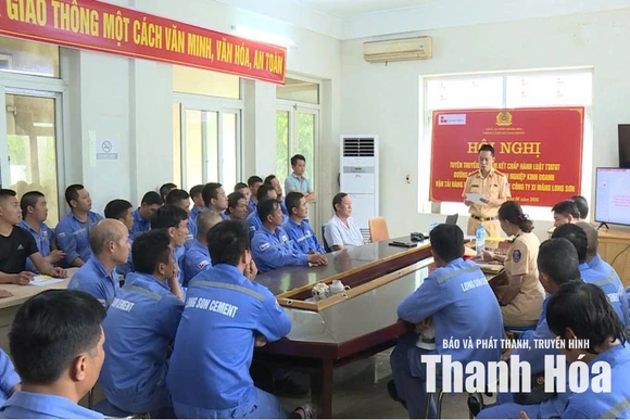 “Chìa khóa” kiềm chế tai nạn giao thông