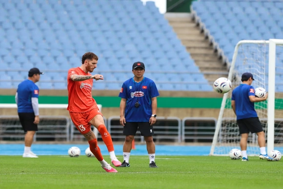 Đội tuyển Việt Nam cải thiện điểm yếu trước thềm AFF Cup 2026; Messi tỏa sáng, Argentina ngược dòng kịch tính