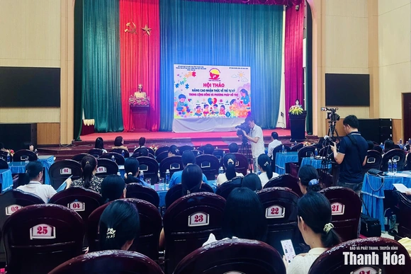Nâng cao nhận thức về trẻ tự kỷ, thúc đẩy phát hiện và hỗ trợ sớm
