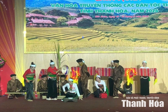 “Giữ lửa” văn nghệ dân gian&nbsp;từ cộng đồng