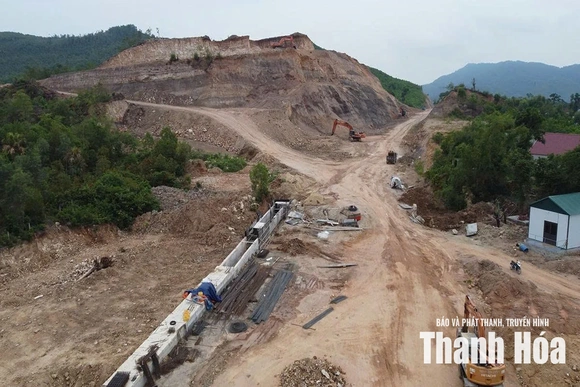 Gỡ nút thắt vật liệu cho đầu tư công