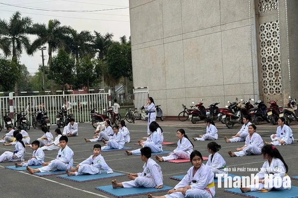 Lớp học không bục giảng “hút” học sinh