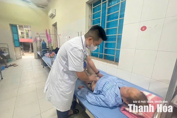 Những bác sĩ trẻ “về ngược”