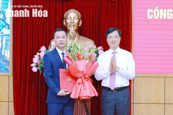 Công bố Quyết định của Ban Bí thư về công tác cán bộ: Đồng chí Tô Anh Dũng giữ chức Phó Bí thư Tỉnh ủy Thanh Hóa