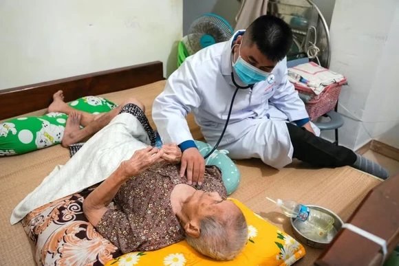 Bộ Y tế: Đề xuất quỹ Bảo hiểm y tế thanh toán chi phí khám chữa bệnh y học gia đình