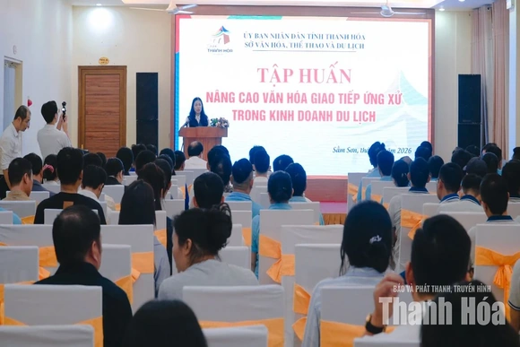 Nâng cao văn hóa giao tiếp, ứng xử trong kinh doanh du lịch