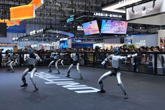 Trung Quốc phô diễn tham vọng robot tại Hội nghị Robot Thế giới 2026
