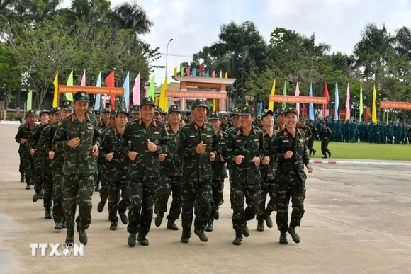 Nâng mức trợ cấp đối với sỹ quan, quân nhân nghỉ hưu trước hạn