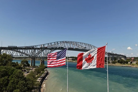Canada áp thuế trả đũa lên hơn 700 mặt hàng Mỹ, chiến tranh thương mại với Washington leo thang