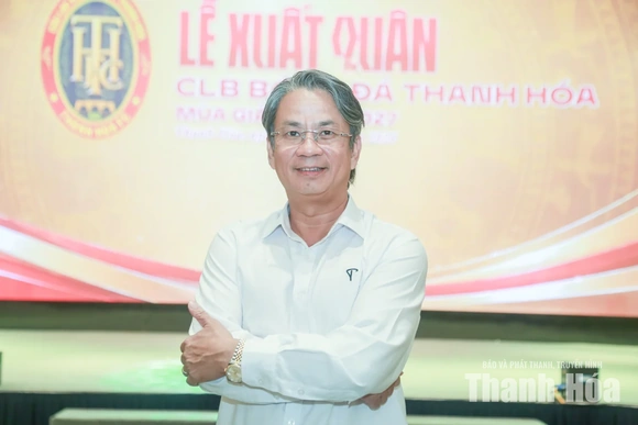 Xây dựng đội bóng đoàn kết, kỷ luật, chuyên nghiệp và giàu bản sắc