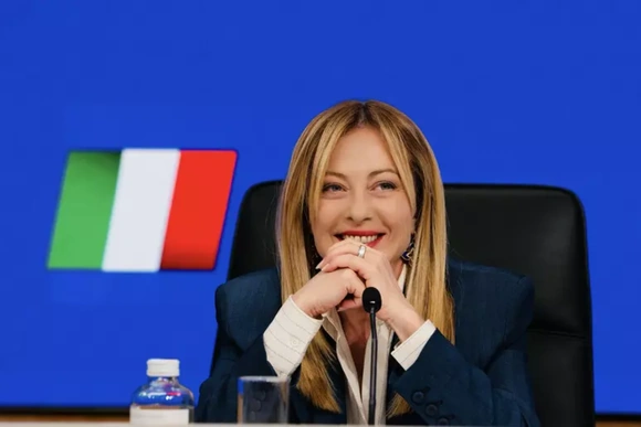 Bà Meloni lập kỷ lục thủ tướng cầm quyền lâu nhất Italy