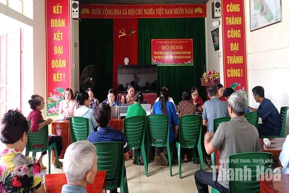 Tạo thuận tiện cho người dân giải quyết&nbsp;các thủ tục hành chính