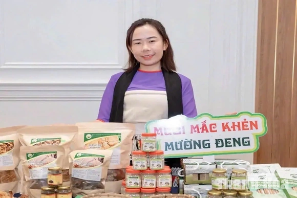Người đánh thức sản vật núi rừng