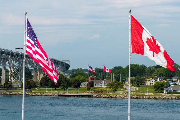 Người dân Canada quyết không nhượng bộ Mỹ dù phải trả giá về kinh tế
