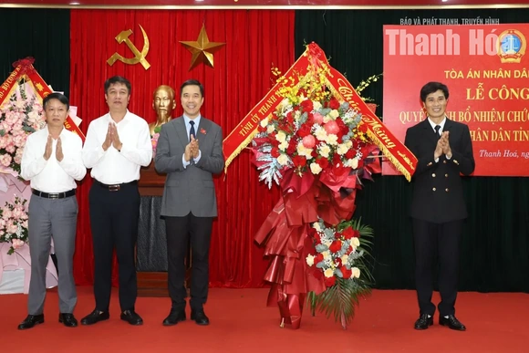 Công bố Quyết định bổ nhiệm Phó Chánh án Tòa án Nhân dân tỉnh Thanh Hóa
