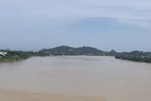Phát lệnh báo động II trên sông Yên