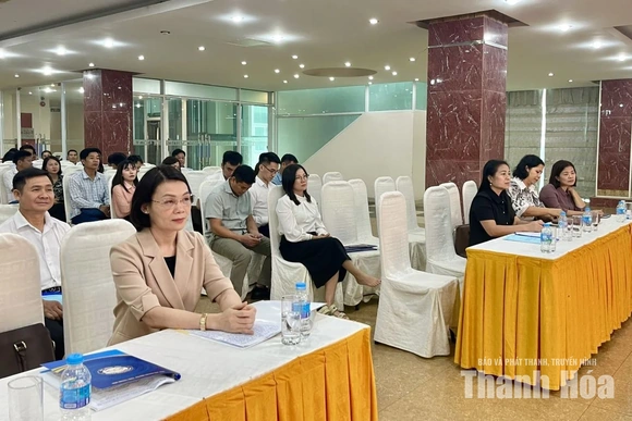 Ứng dụng chuyển đổi số trong lấy ý kiến về sự hài lòng của người dân