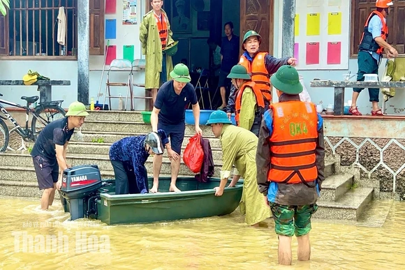 Xã Nông Cống kịp thời ứng phó mưa lũ, chăm lo tốt đời sống Nhân dân
