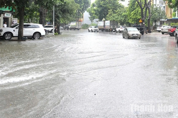 Chủ động triển khai các biện pháp ứng phó, hạn chế thấp nhất thiệt hại do thiên tai gây ra