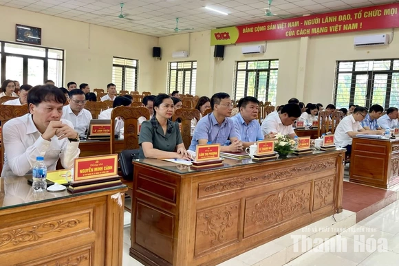 Kiểm tra, giám sát công tác cán bộ đối với Ban Thường vụ Đảng ủy 9 xã