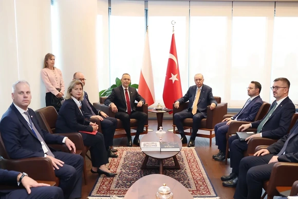 Tổng thống Erdogan gặp người đồng cấp Ba Lan, thúc đẩy hợp tác và thảo luận về Ukraine, Gaza