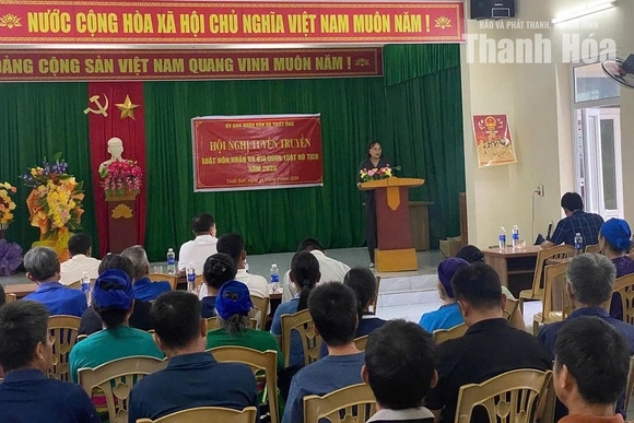 Linh hoạt phổ biến, giáo dục&nbsp;pháp luật ở Thiết Ống