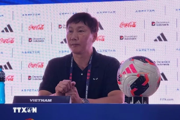 HLV Kim Sang-sik tiếc nuối khi để thua Thái Lan ở FIFA ASEAN Cup 2026