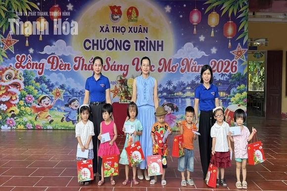 Những “thủ lĩnh” đoàn xung kích vì an sinh xã hội