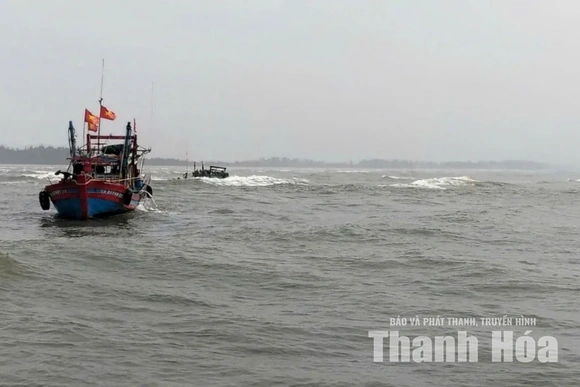 Chủ động ứng phó với không khí lạnh, lốc, sét, mưa đá và gió mạnh trên biển