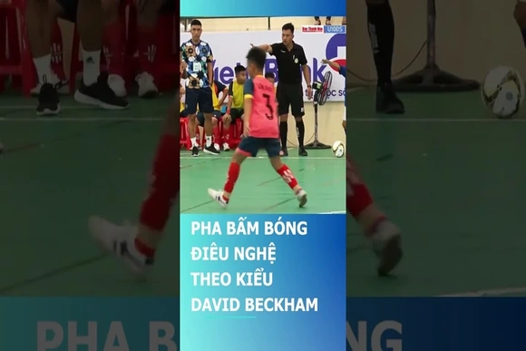 PHA BẤM BÓNG ĐIÊU NGHỆ THEO KIỂU DAVID BECKHAM | Báo Thanh Hóa