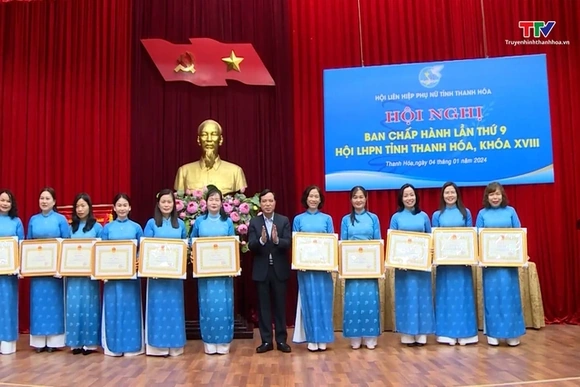 Xây dựng tổ chức Hội vững mạnh vì sự phát triển của phụ nữ và bình đẳng giới