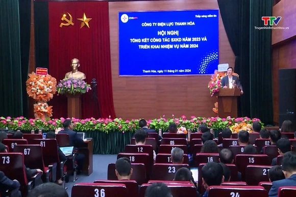 Công ty Điện lực Thanh Hoá tổng kết công tác năm 2023,
triển khai nhiệm vụ năm 2024