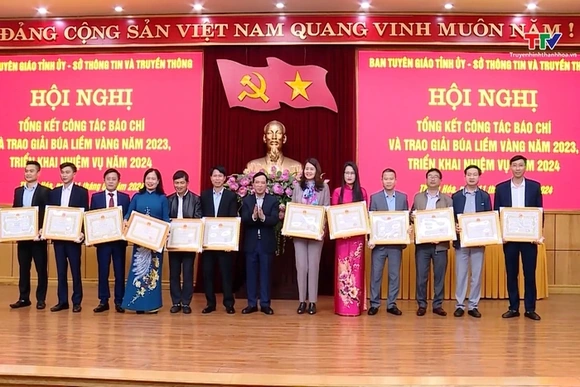Thanh Hóa: Trao giải Búa liềm vàng và triển khai nhiệm vụ công tác báo chí năm 2024
