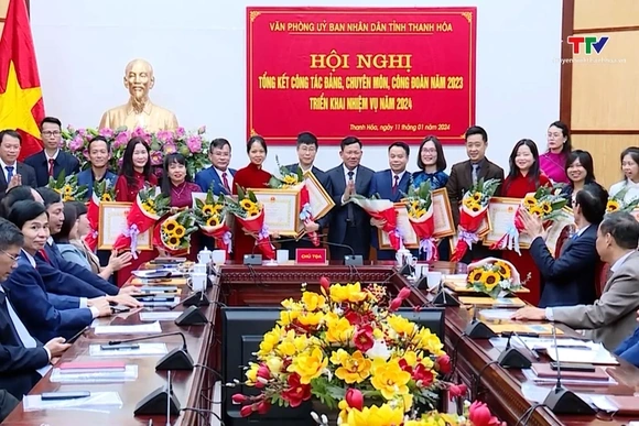 Văn phòng Ủy ban Nhân dân tỉnh triển khai nhiệm vụ năm 2024