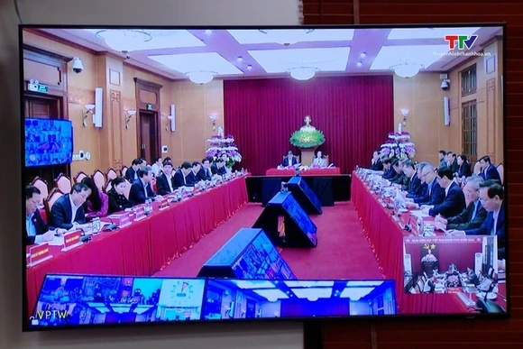 Thường trực Ban Bí thư giao ban với Bí thư các tỉnh, thành ủy