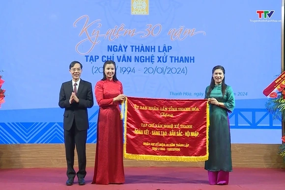 Tạp chí Văn nghệ xứ Thanh kỷ niệm 30 năm thành lập