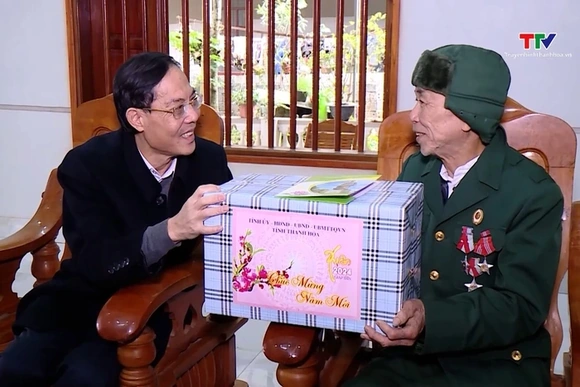 Phó Chủ tịch UBND tỉnh Đầu Thanh Tùng thăm, kiểm tra tình hình sản xuất, đời sống Nhân dân huyện Ngọ