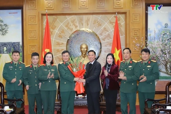 Bí thư Tỉnh ủy Đỗ Trọng Hưng tiếp Chủ tịch Tập đoàn Viettel