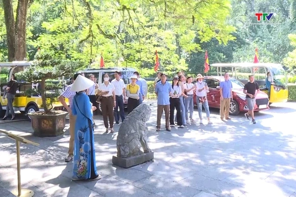 Năm 2024, Khu Di tích Quốc gia đặc biệt Lam Kinh phấn đấu đón trên 350.000 lượt khách