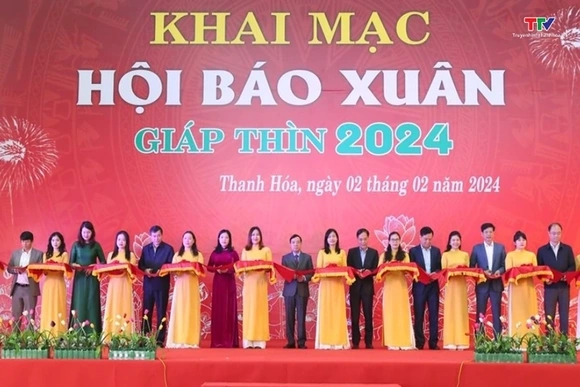 Khai mạc Hội báo Xuân Giáp Thìn 2024