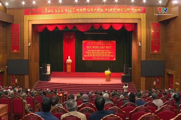Thị xã Bỉm Sơn gặp mặt nguyên lãnh đạo thị xã qua các thời kỳ...