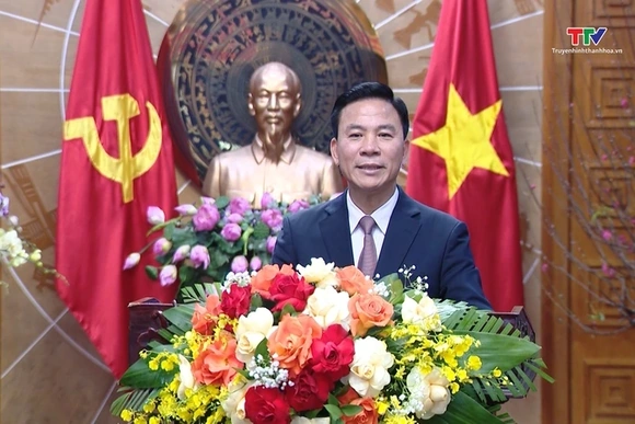 Đồng chí Bí thư Tỉnh ủy chúc mừng năm mới Giáp Thìn
