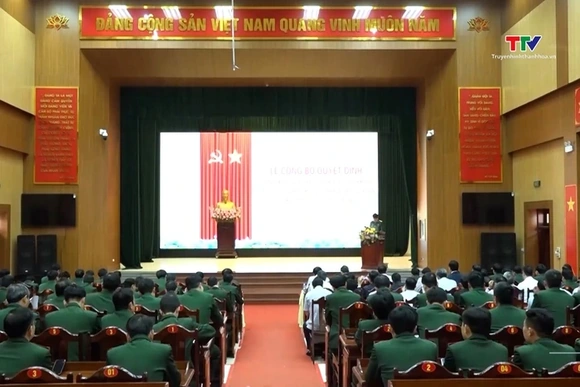 Công bố Quyết định quy định phân loại, tổ chức lại cơ quan, đơn vị